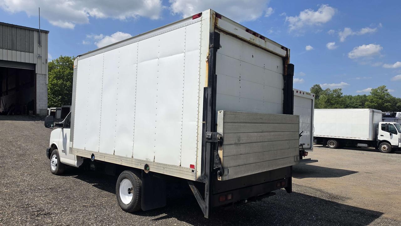 2013 Chevrolet Express Commercial Cutaway AS IS SPECIAL - G4500 - 16Ft - 6.6L V8 - 16CB-155861 - -None Photo4