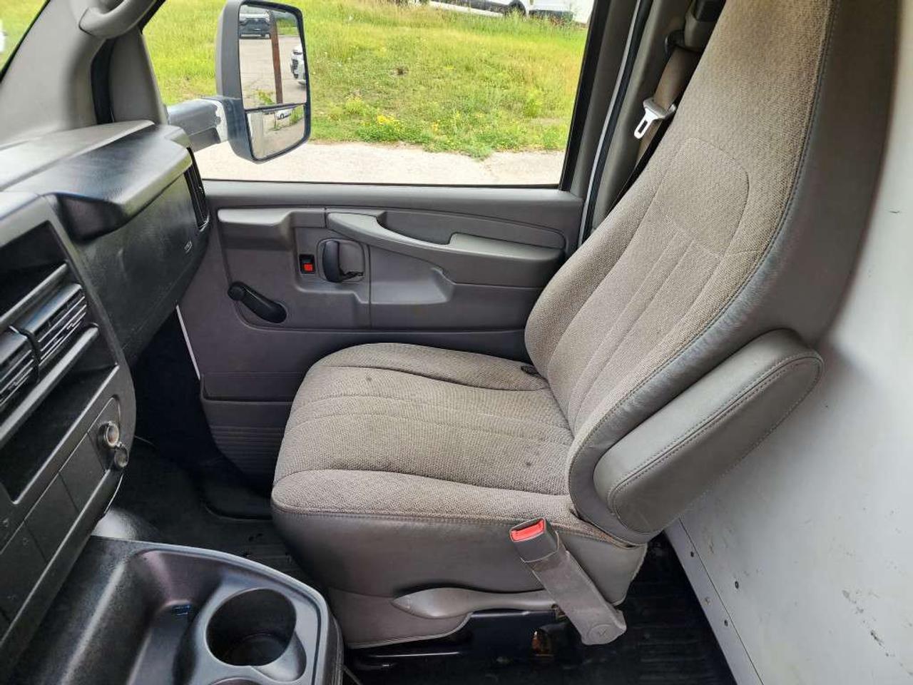 2013 Chevrolet Express Commercial Cutaway AS IS SPECIAL - G4500 - 16Ft - 6.6L V8 - 16CB-155861 - -None Photo