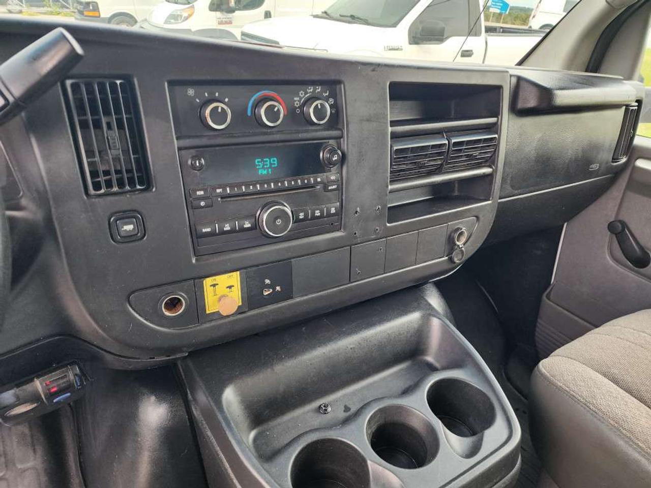 2013 Chevrolet Express Commercial Cutaway AS IS SPECIAL - G4500 - 16Ft - 6.6L V8 - 16CB-155861 - -None Photo