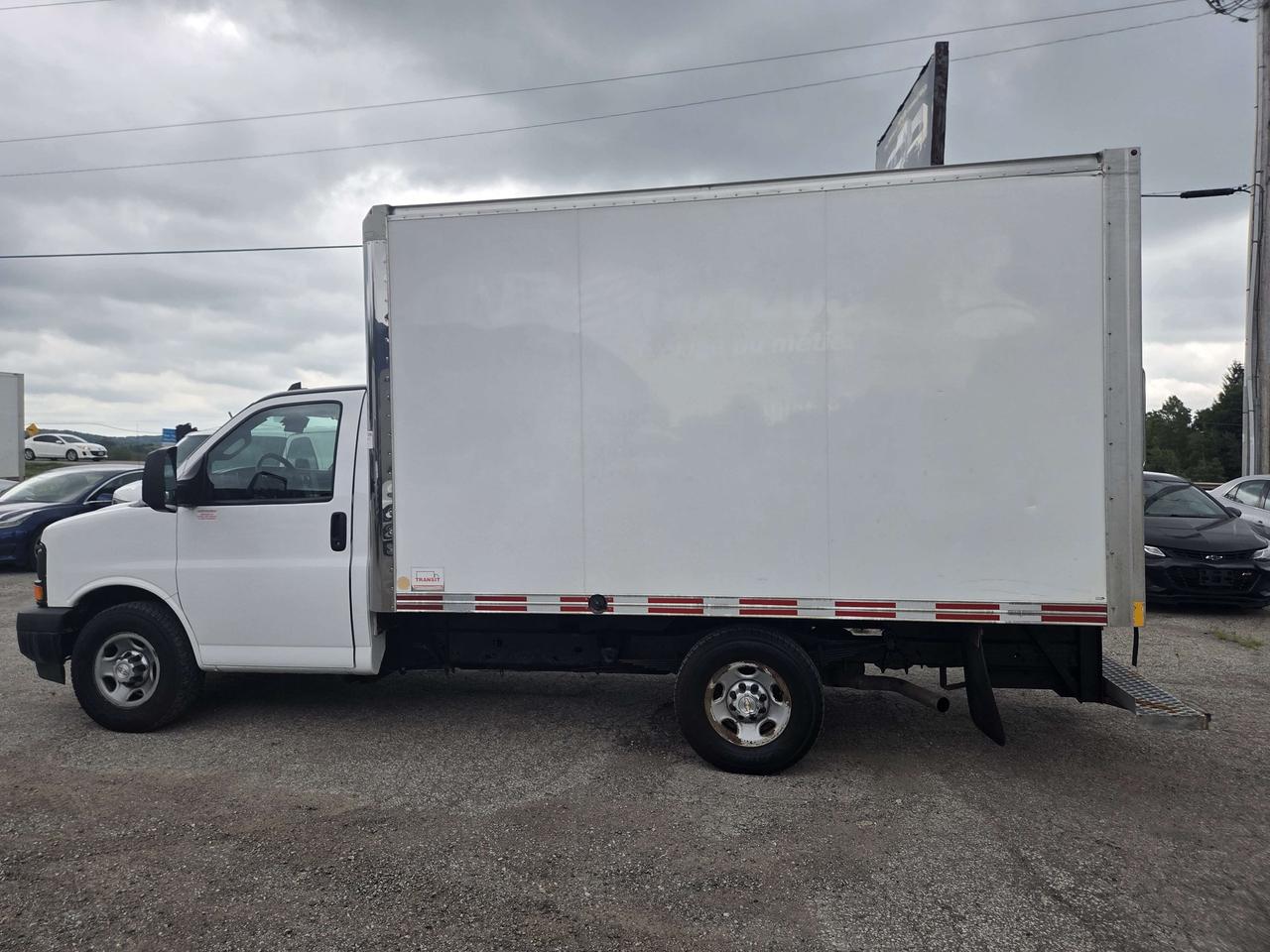 2017 Chevrolet Express G3500 - 12Ft Box - 4.8L V8 Gas - CVOR Ex - 12CB-251683A Photo