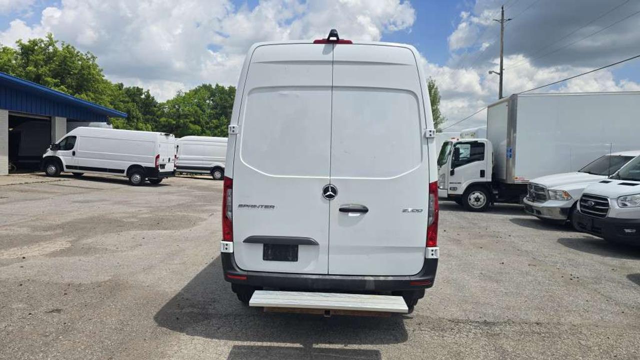 2021 Mercedes-Benz Sprinter Cargo Van 3.0L V6 Diesel - 2500 - 144WB - High Roo - HCV-407808 - -None Photo