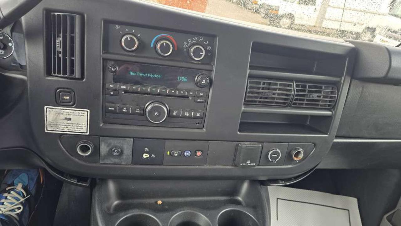 2019 Chevrolet Express G4500 - 16Ft - V8 Gasoline + Ramp - 16CB-003349 - -None Photo