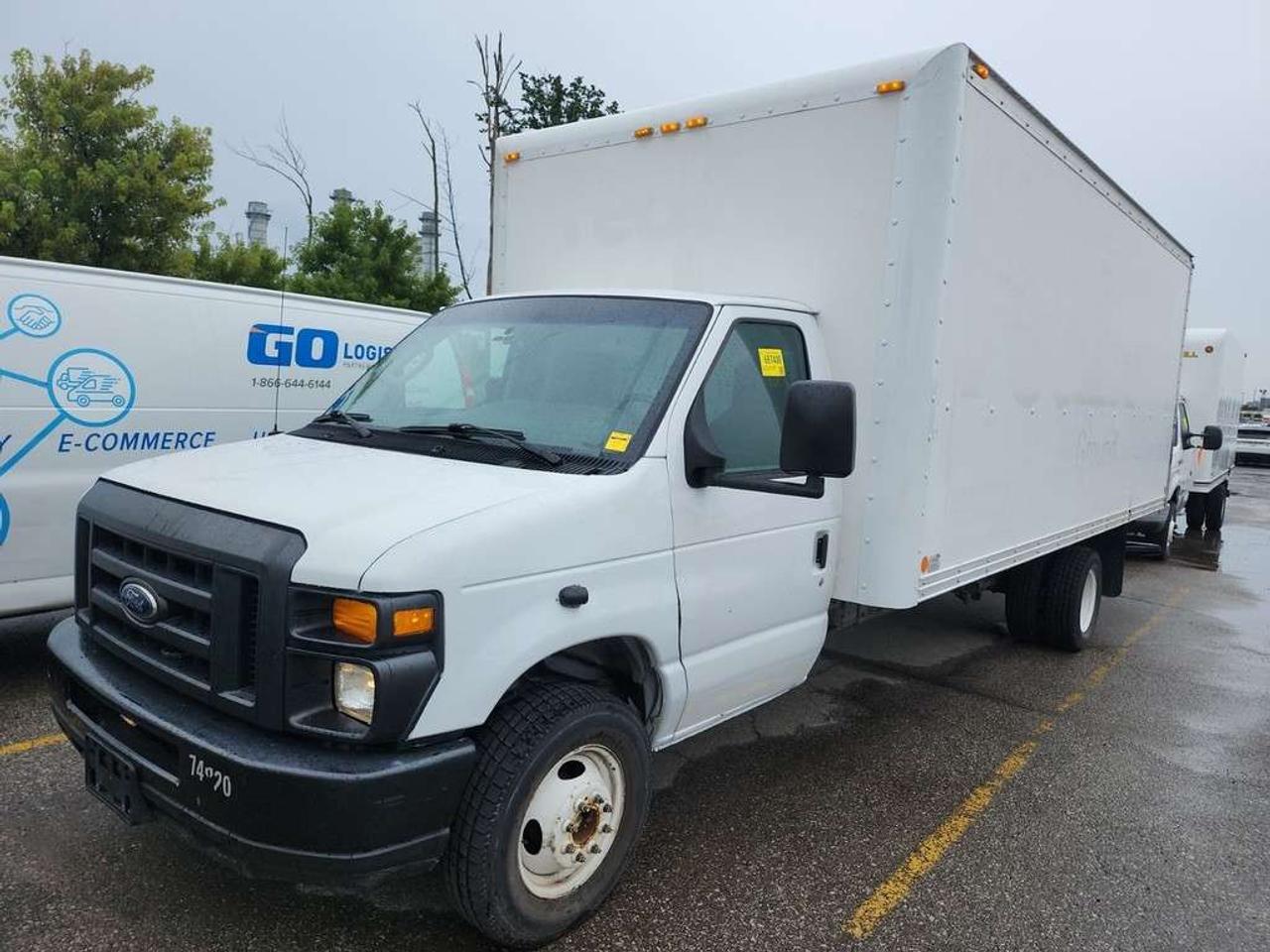 2016 Ford E-450 18Ft Box - Ramp - V8 Gasoline - - 16CB-C27513 - -None Photo