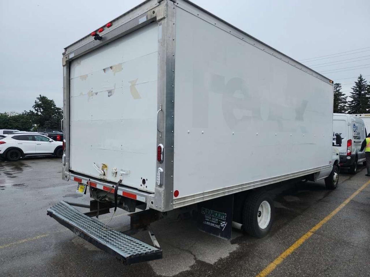 2016 Ford E-450 18Ft Box - Ramp - V8 Gasoline - - 16CB-C27513 - -None Photo