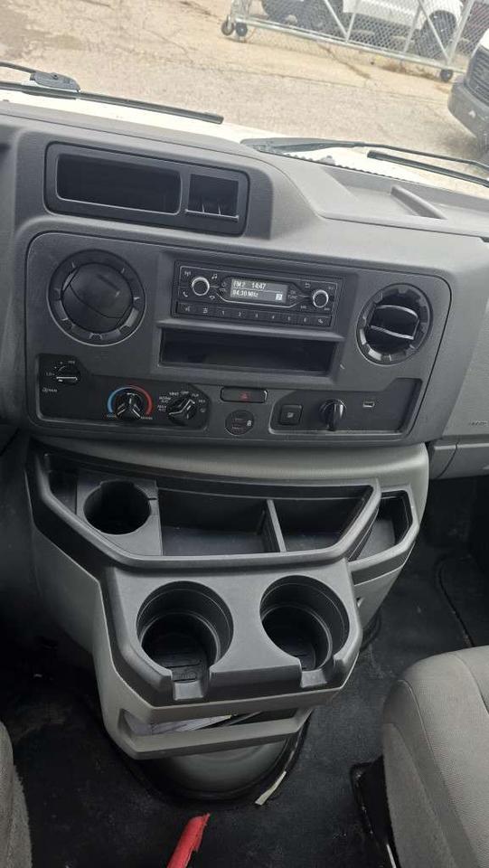 2022 Ford E-450 E-450 - 16Ft - V8 Gasoline - 16CB-C09413 - -None Photo
