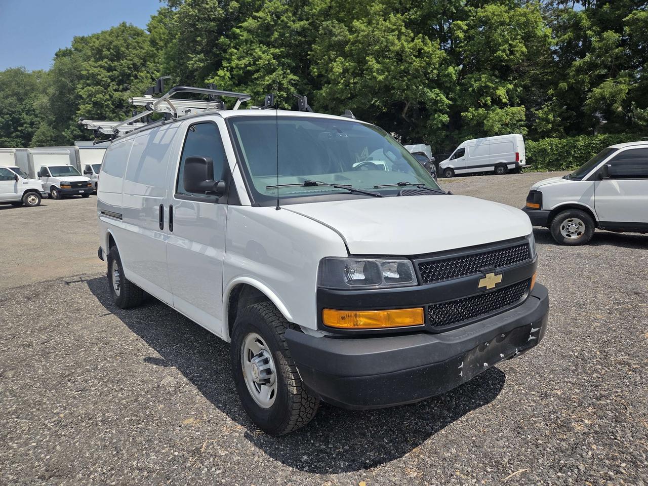 2021 Chevrolet Express Cargo Van G2500 - V6 - Shelves & Roof Rack - CV-259412 - -None Photo
