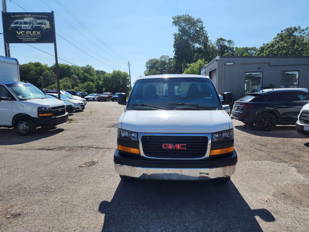 2017 GMC Savana 2500 G2500 - 4.8L V8 - Power Options/Cruise - VN-178221 Photo