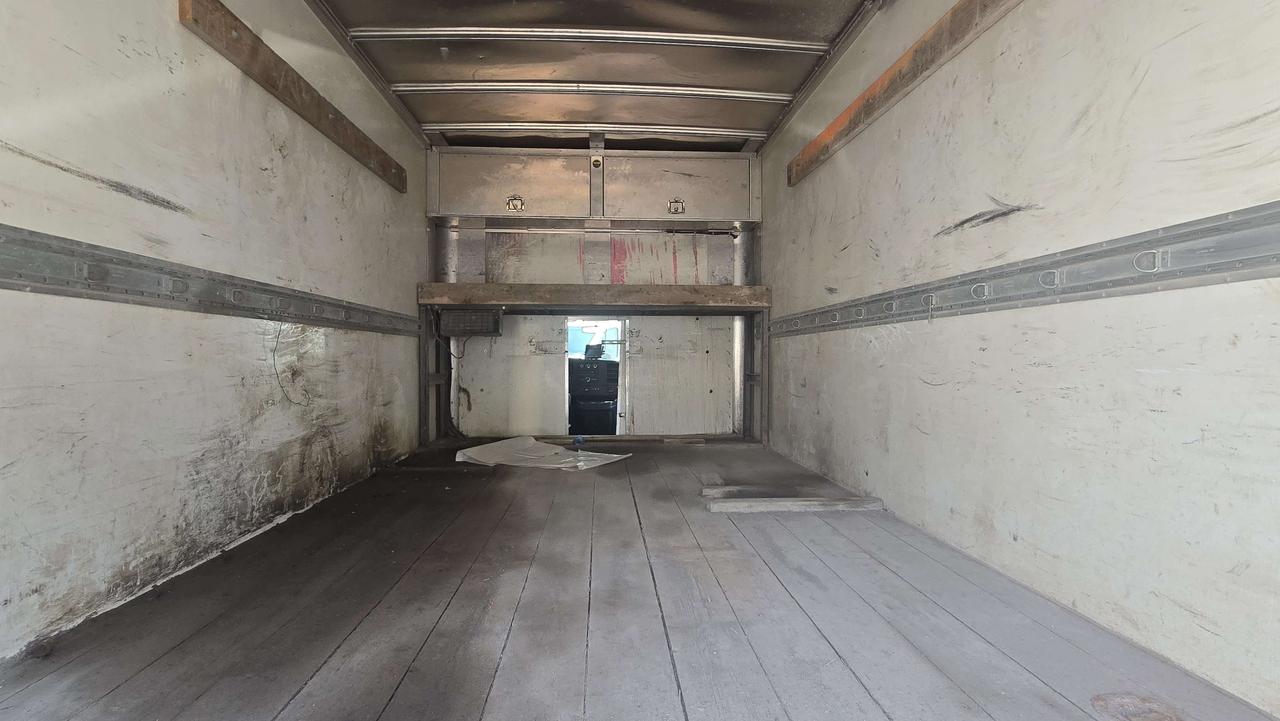 2019 GMC Savana 3500 16Ft Box - V8 Gas - Lift Gate + Tow - 16CB-010840 - -None Photo