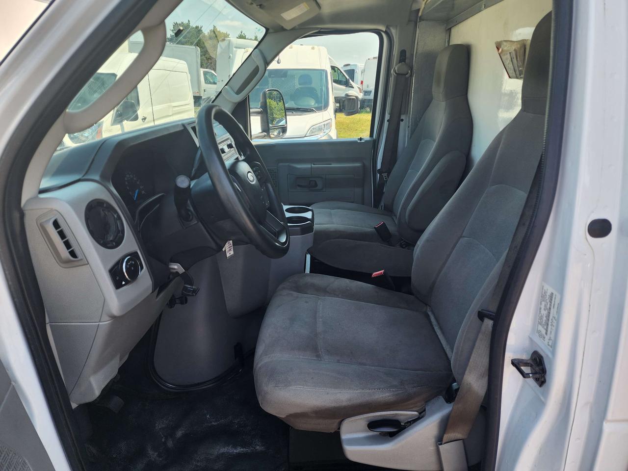 2021 Ford E-Series 16Ft Box - V8 Gas - C07451 Photo