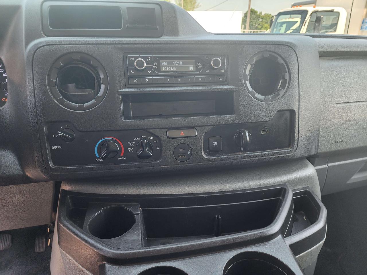 2021 Ford E-450 16Ft Box - V8 Gas - C07451 Photo