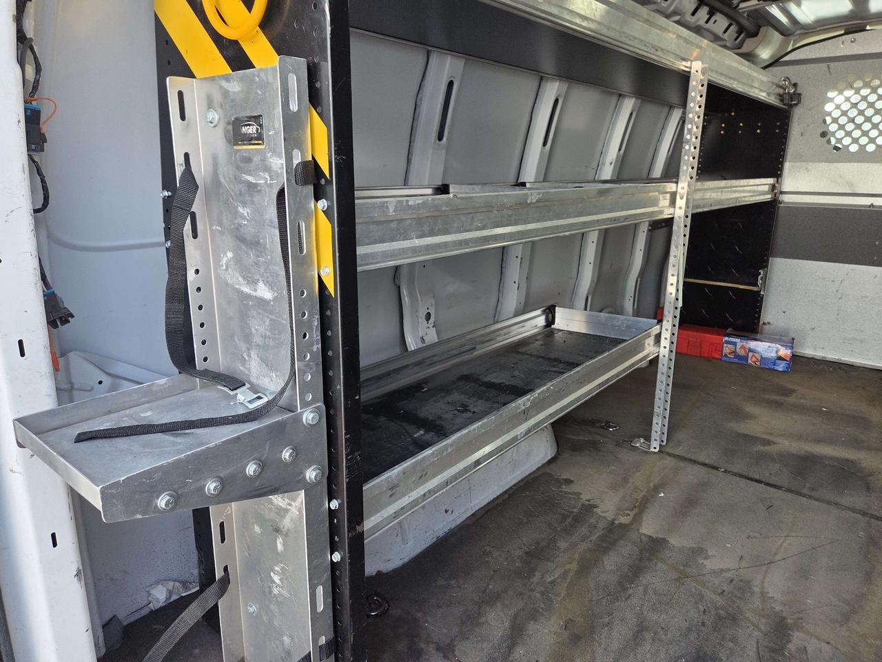 2021 GMC Savana G2500 - 6.6L V8 Gas - Shelves/Roof Rack - VN-299708 Photo