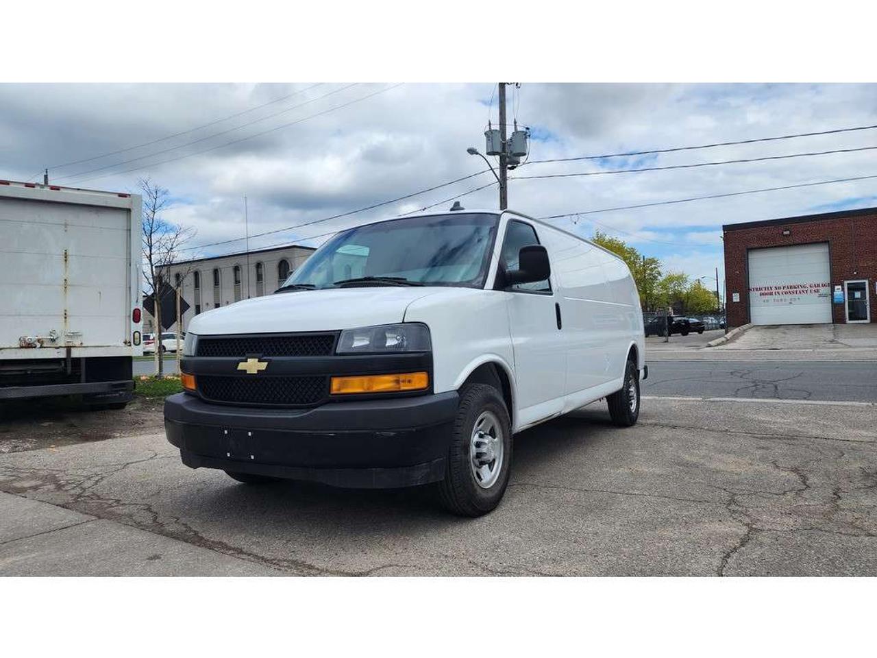 2020 GMC SAVANA VAN G2500 155WB Extended Cargo - 4.3L V6 Gasoline - VN-143215 - -None Photo