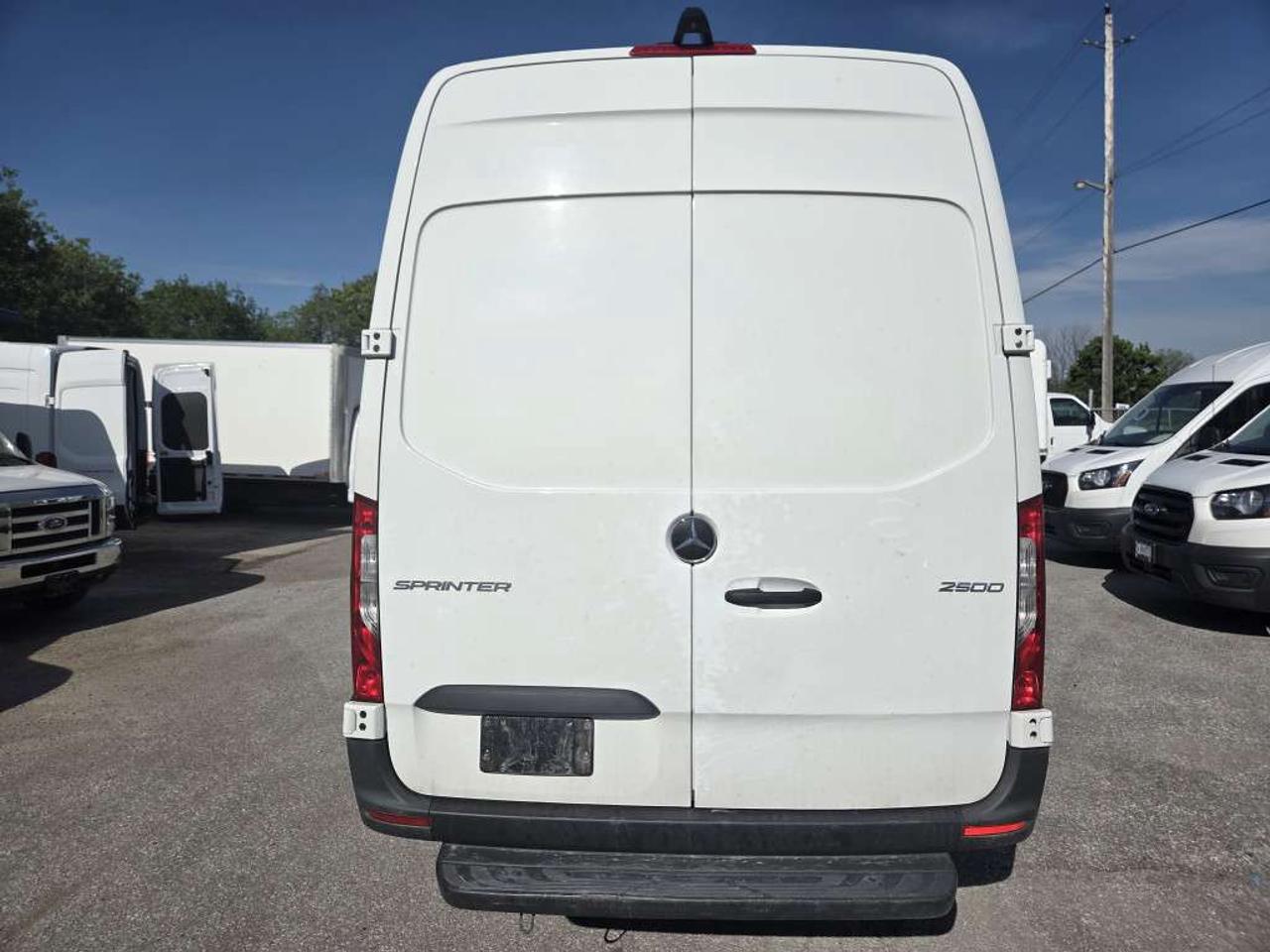 2022 Mercedes-Benz Sprinter V6 Diesel - 2500 - 144WB - High Roof - D - HCV-438711 - -None Photo