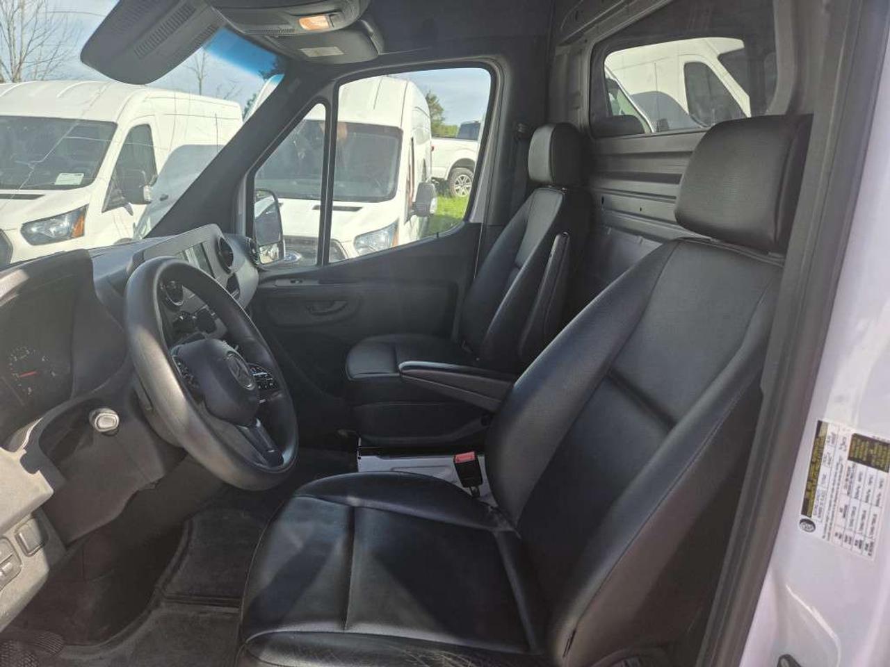 2022 Mercedes-Benz Sprinter V6 Diesel - 2500 - 144WB - High Roof - D - HCV-438711 - -None Photo