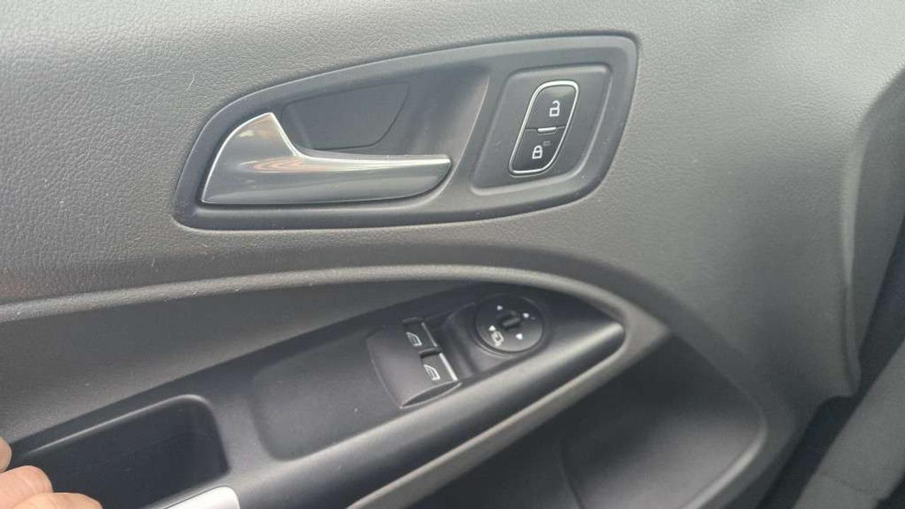 2023 Ford Transit Connect XLT - 2.0L Gas - Shelves - - CCV-550997 - -None Photo