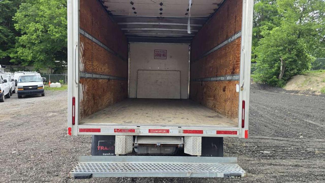 2021 Ford E-Series Cutaway E-450 - 16Ft Box - V8 Gas - 84 Tall Box - 16CB-C07450 - -None Photo