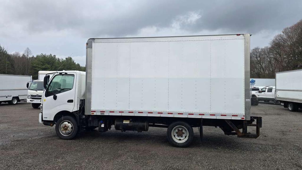 2018 Hino 195 195 - 16Ft Box - Lift Gate - Diesel - 16CB-006049 - -None Photo