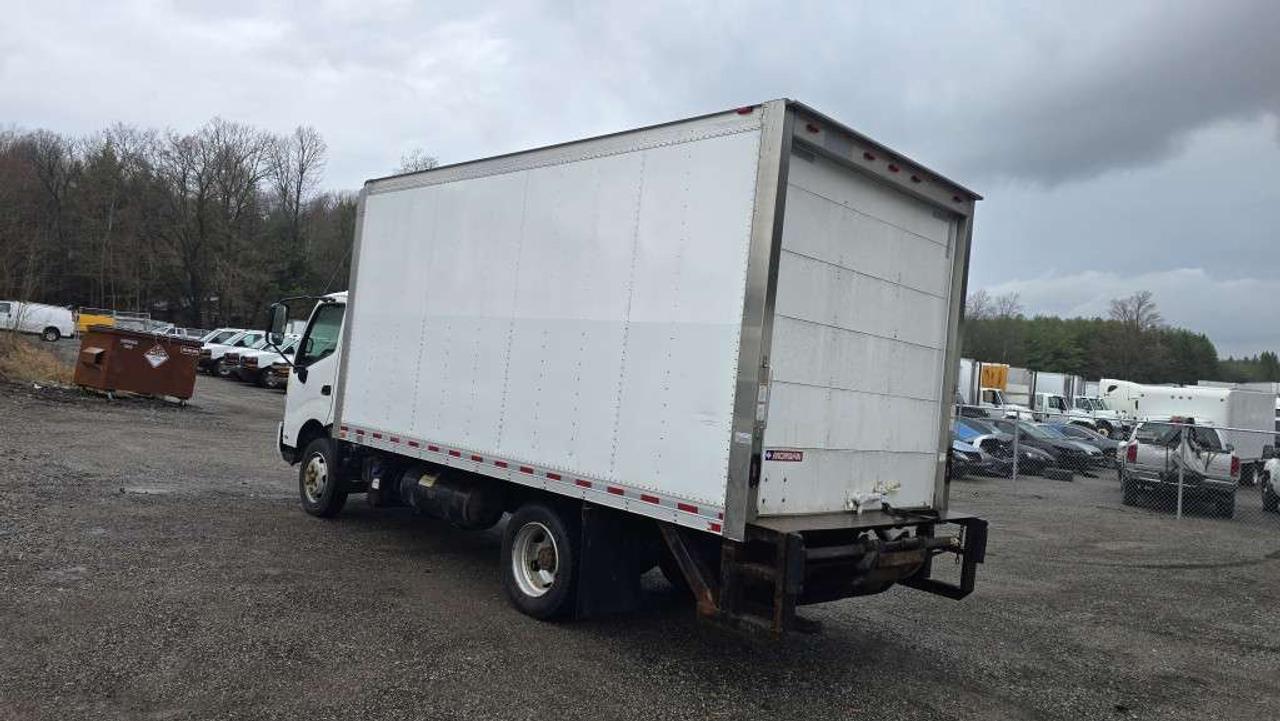 2018 Hino 195 195 - 16Ft Box - Lift Gate - Diesel - 16CB-006049 - -None Photo
