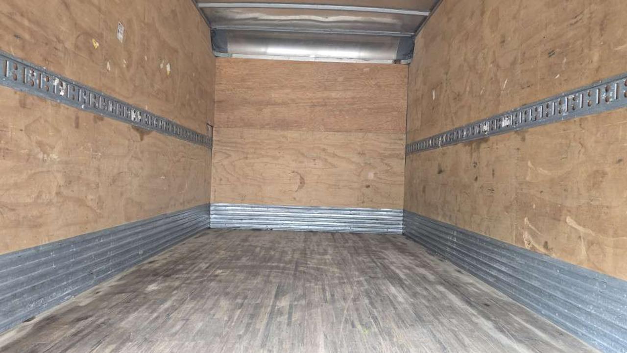 2018 Hino 195 195 - 16Ft Box - Lift Gate - Diesel - 16CB-006049 - -None Photo