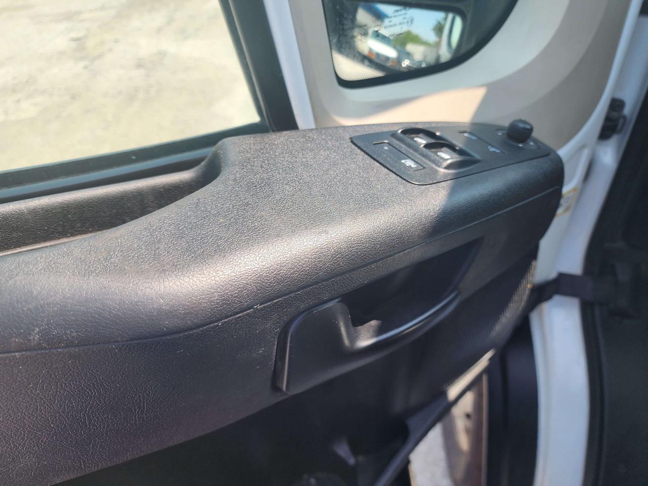 2021 RAM ProMaster 2500 - 159WB - 3 Pass - High Roof - V6 - HCV-589069 - -None Photo