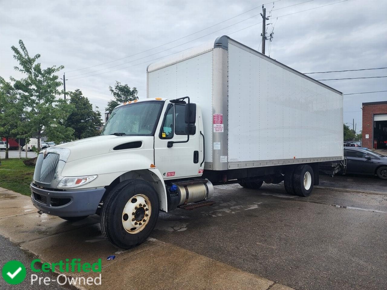2018 International 4300 26Ft - Cummins Diesel - Lift Gate&Ramp - ST-561678 - -None Photo