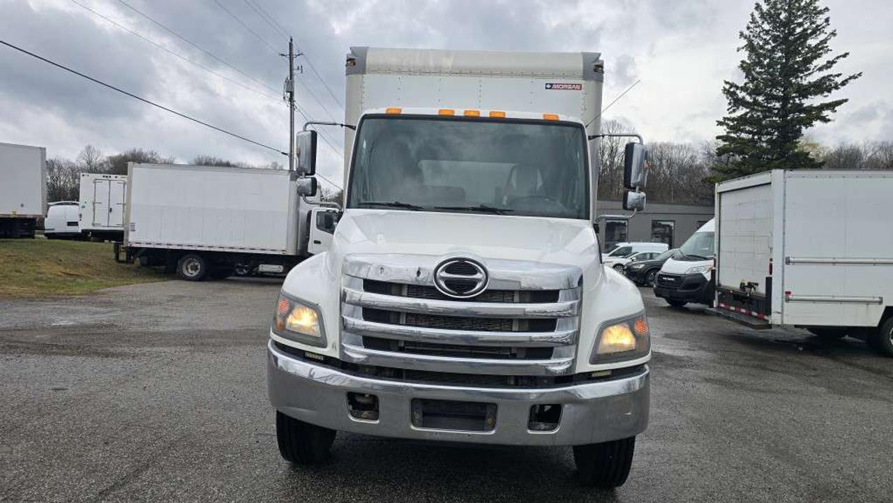 2017 Hino 338 338 - Hydraulic Brakes - 18Ft x 102W x - ST-S13837 - -None Photo