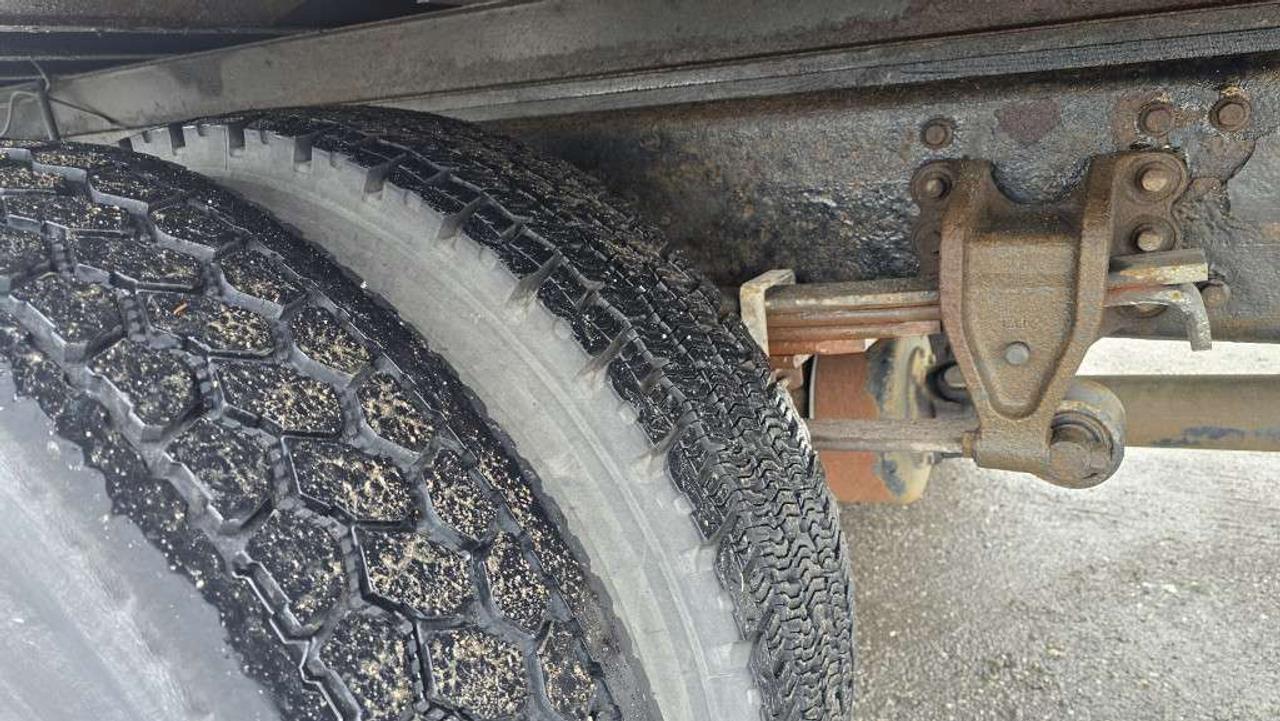 2017 Hino 338 338 - Hydraulic Brakes - 18Ft x 102W x - ST-S13837 - -None Photo