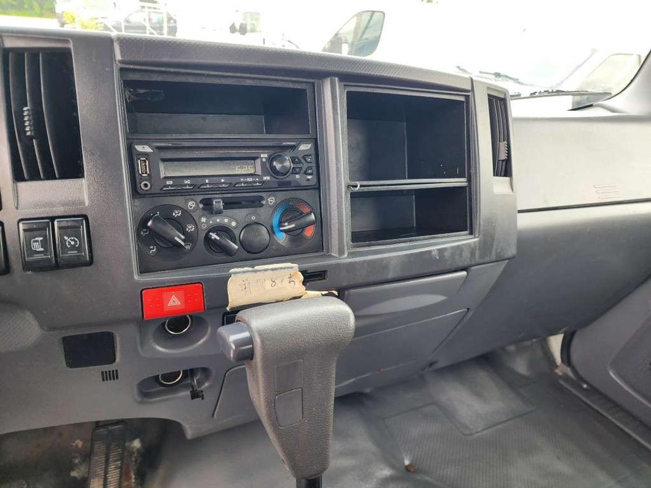 2018 Isuzu NPR-HD 20Ft Box - Lift Gate - 6.0L V8 Gas - ST-802323 - -None Photo