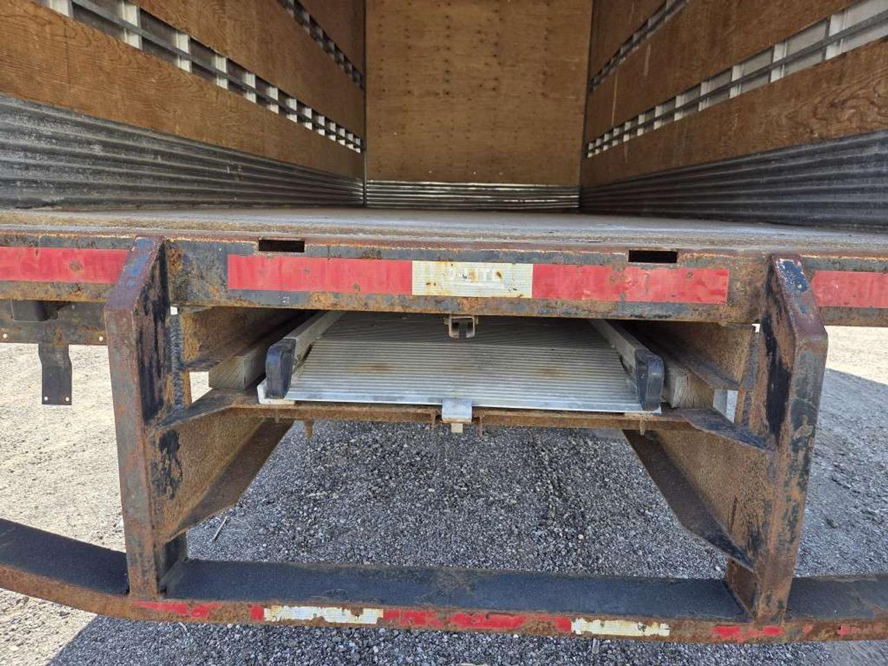 2019 Isuzu NPR-HD NPD HD - 20Ft - V8 Gasoline - Ramp - ST-801988 - -None Photo