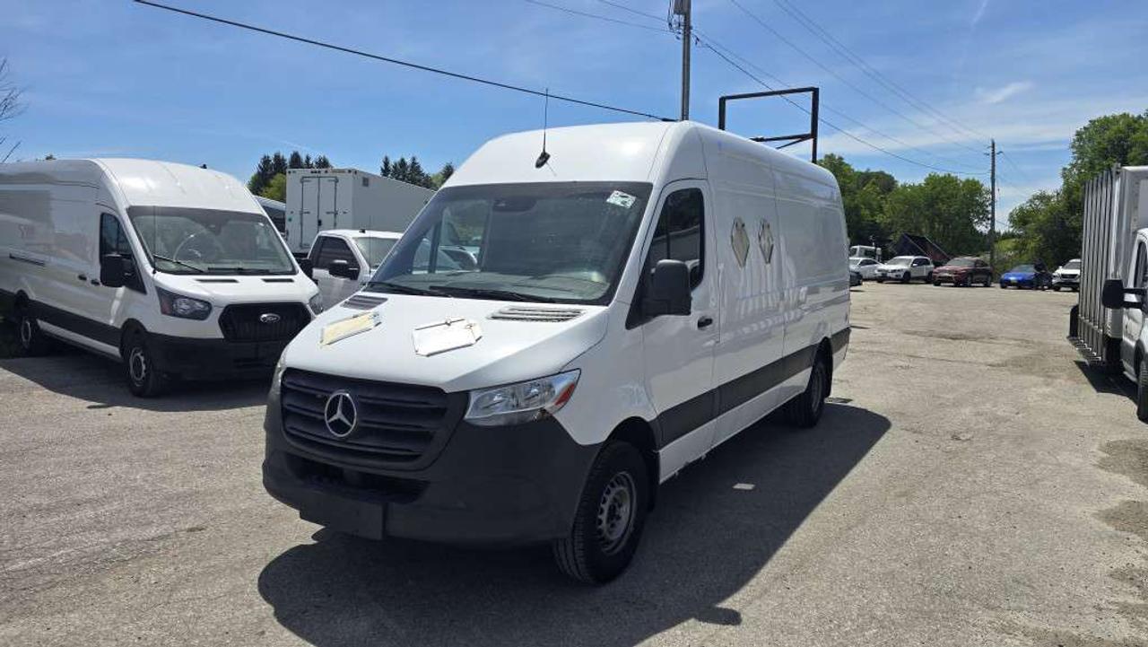 2020 Mercedes-Benz Sprinter Cargo Van 3500 Super Single Wheel - V6 Diesel - HCV-234512 - -None Photo