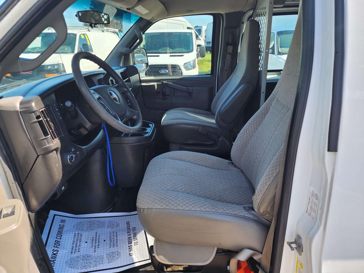 2017 GMC Savana G2500 - 4.8L V8 - Power Options/Cruise - VN-178221 Photo