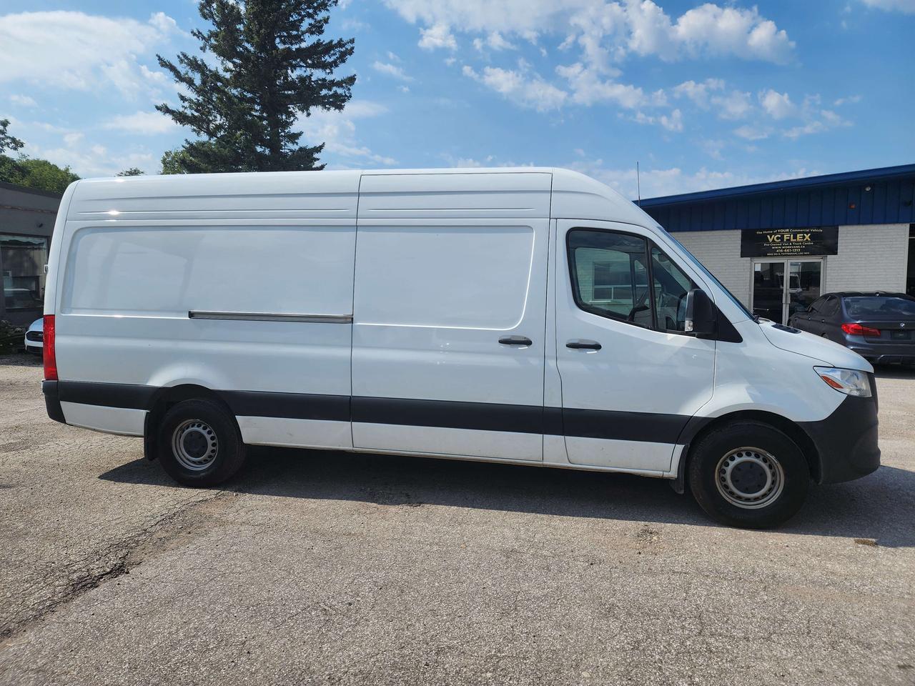 2024 Mercedes-Benz Sprinter 2500 High Roof 170WB - Diesel - HCV705644 Photo