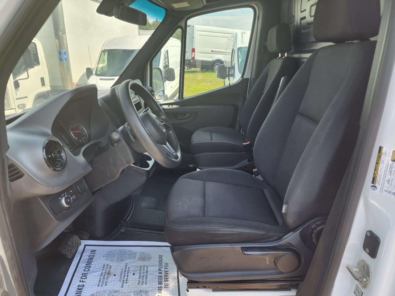 2024 Mercedes-Benz Sprinter 2500 High Roof 170WB - Diesel - HCV705644 Photo