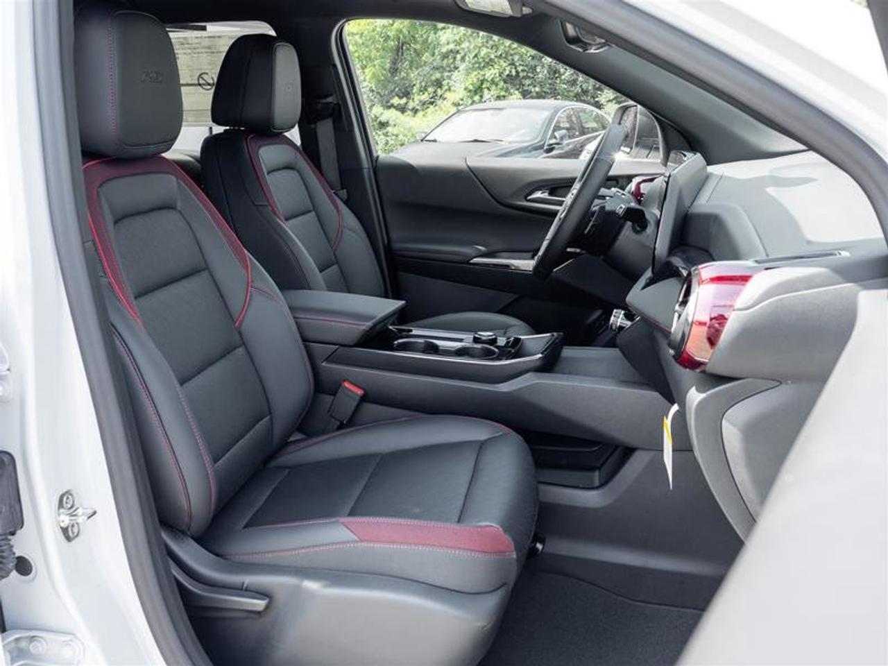 2027 Chevrolet Equinox RS Photo