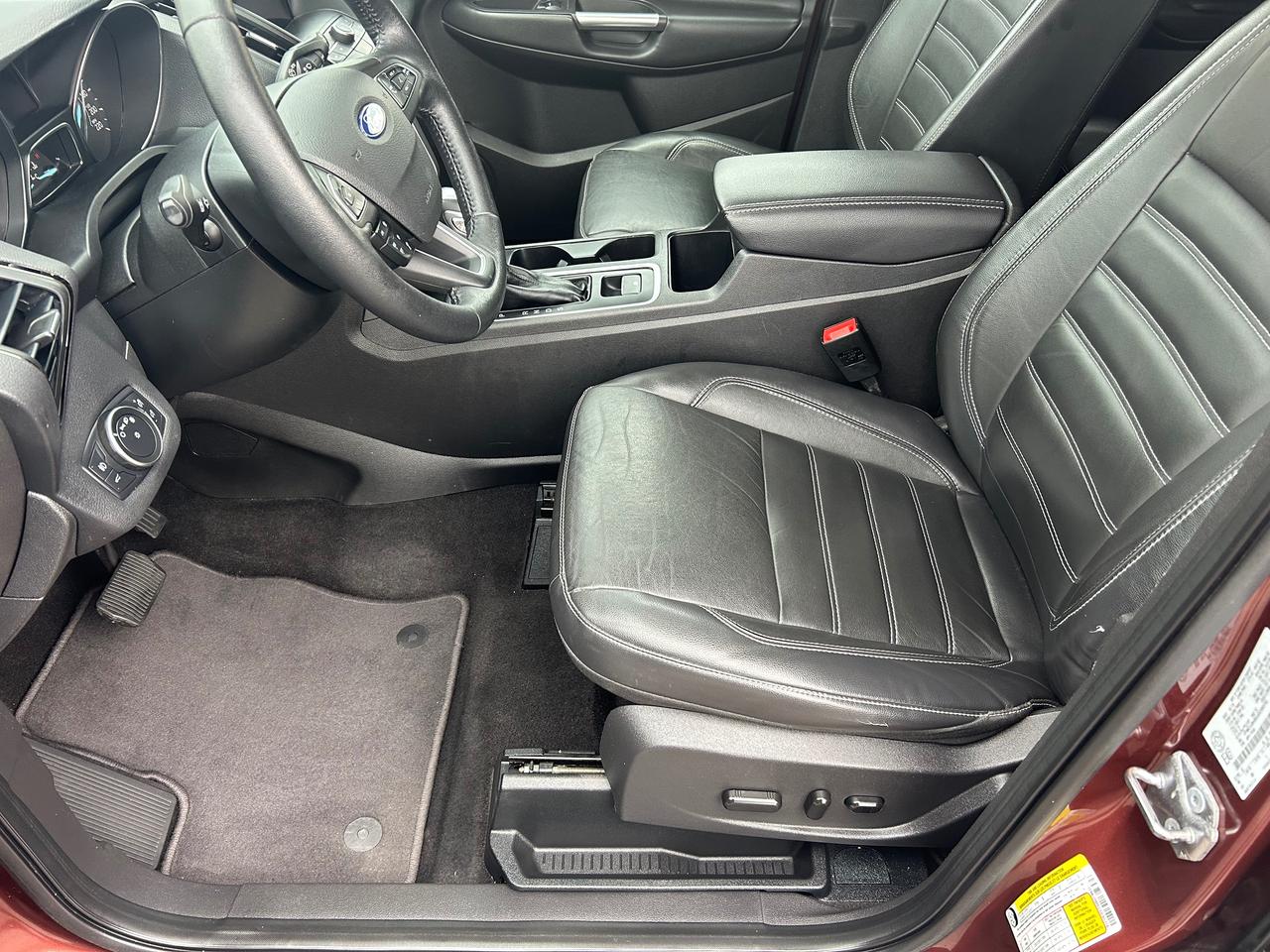 2018 Ford Escape SEL Photo