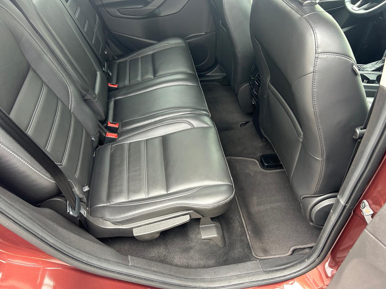 2018 Ford Escape SEL Photo