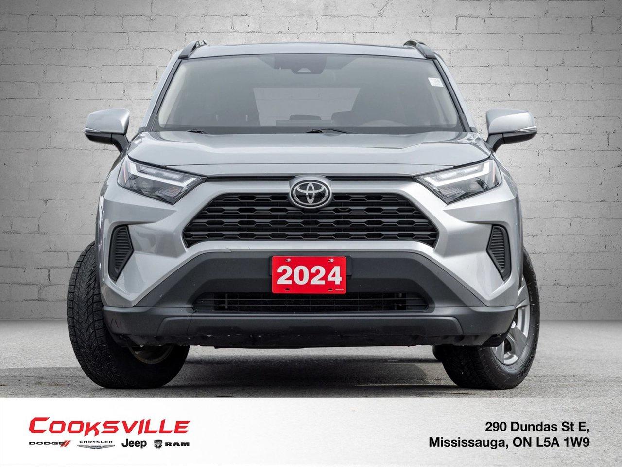 2024 Toyota RAV4 XLE AWD Photo1