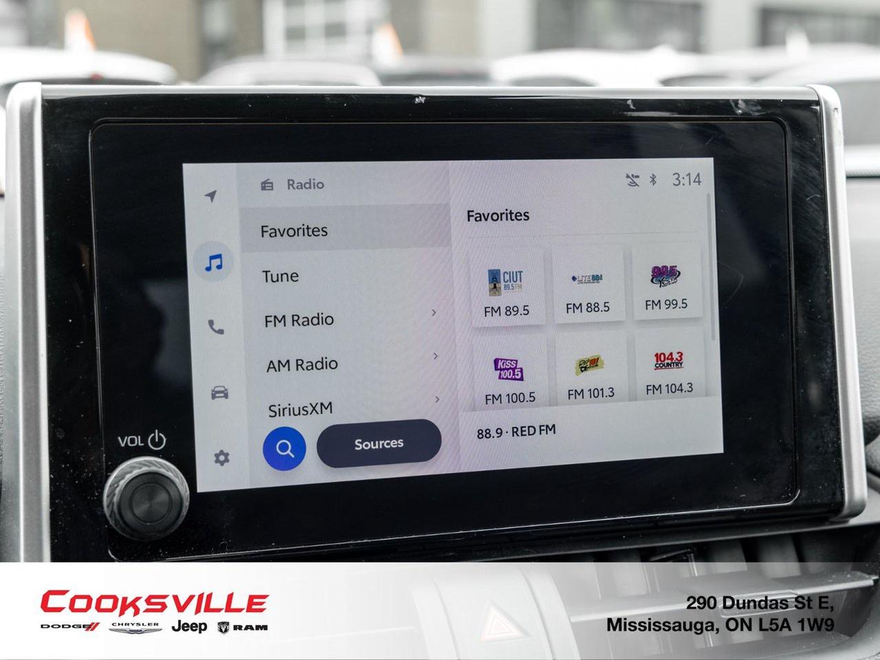 2024 Toyota RAV4 XLE AWD Photo