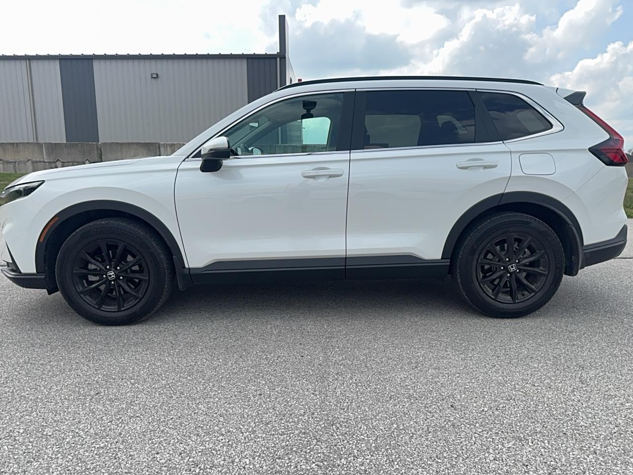 2025 Honda CR-V Sport Photo