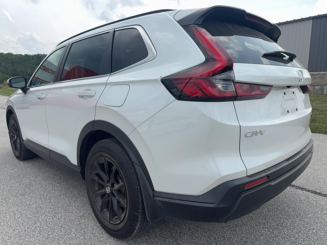 2025 Honda CR-V Sport Photo