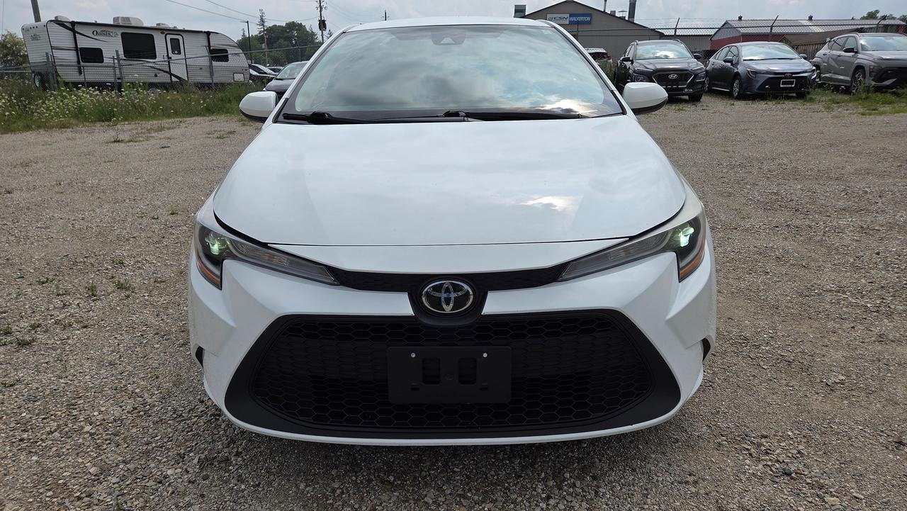 2022 Toyota Corolla LE Photo2