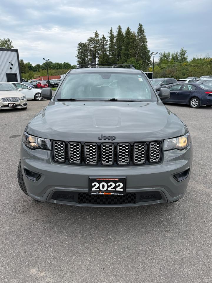 2022 Jeep Grand Cherokee ALTITUDE 4X4 Photo