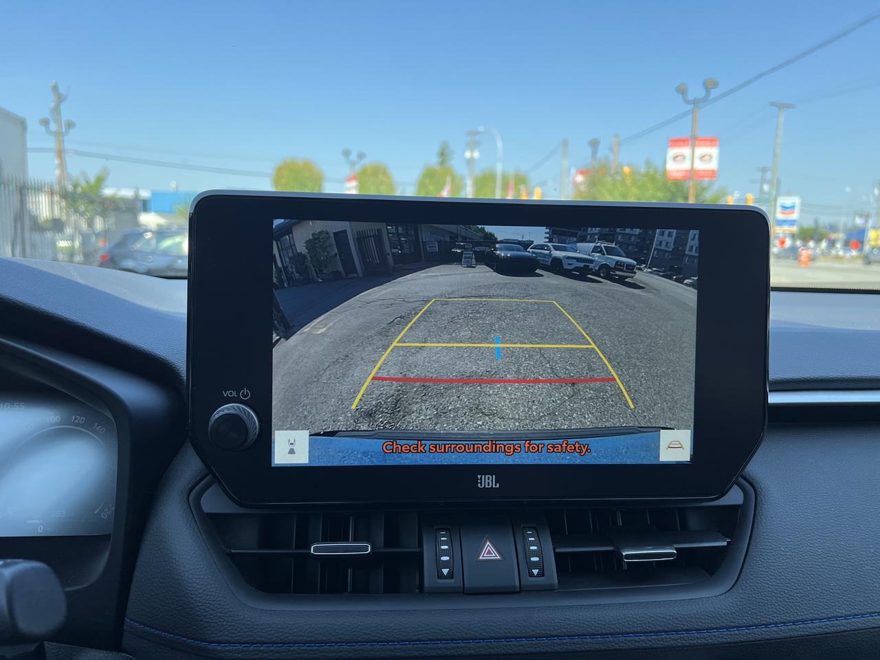 2023 Toyota RAV4 HYBRID XSE AWD Photo