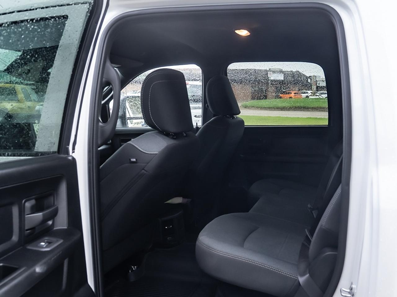 2025 RAM 2500 Tradesman 4x4 Crew Cab 8' Box Photo39