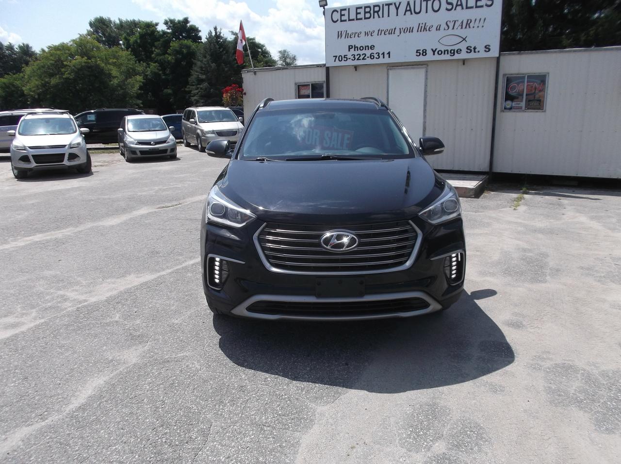 2017 Hyundai Santa Fe XL SE AWD 3 ROW Photo