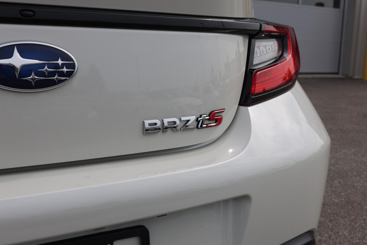 2025 Subaru BRZ tS Manual - ONEOWNER|BREMBO|LANEKEEP|BSM|PRECOL Photo4