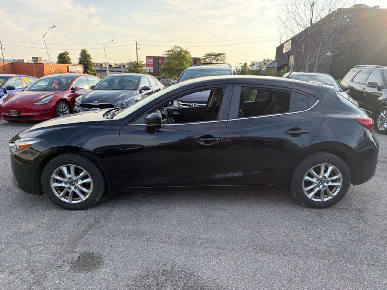 Used 2018 Mazda MAZDA3 Sport GS SKYACTIV ~AUTOMATIC, FULLY CERTIFIED WITH WARRA for sale in North York, ON