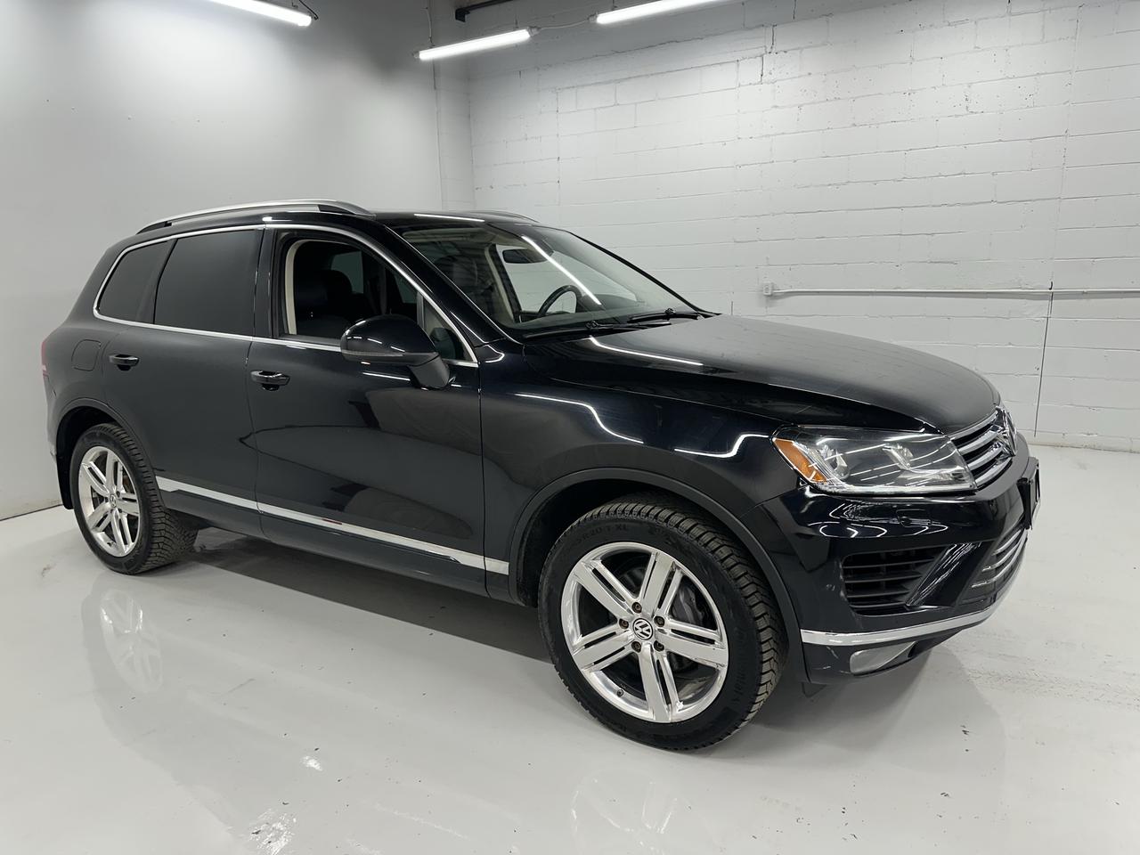 Used 2017 Volkswagen Touareg EXECLINE for sale in Guelph, ON