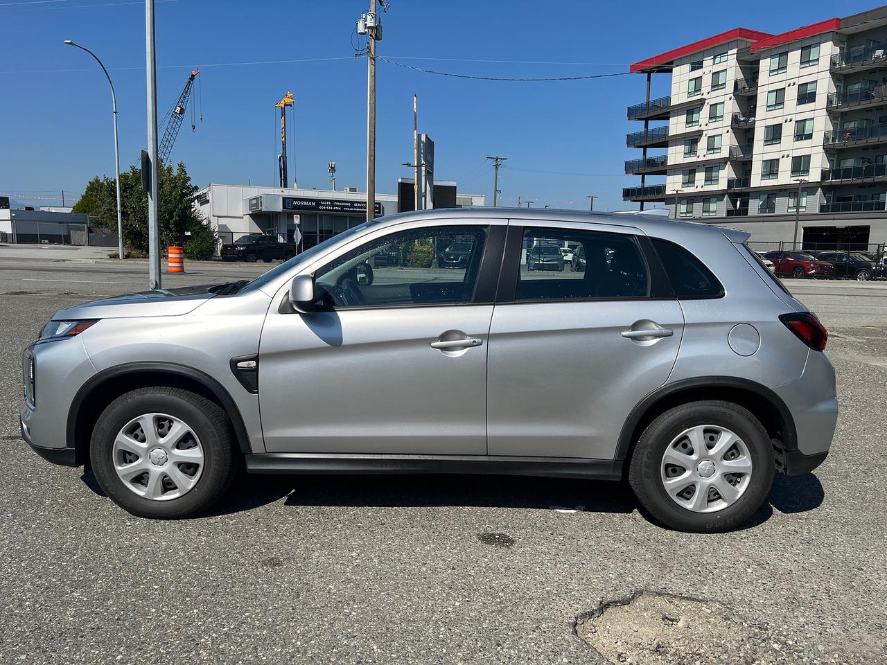 2026 Mitsubishi RVR ES Photo3