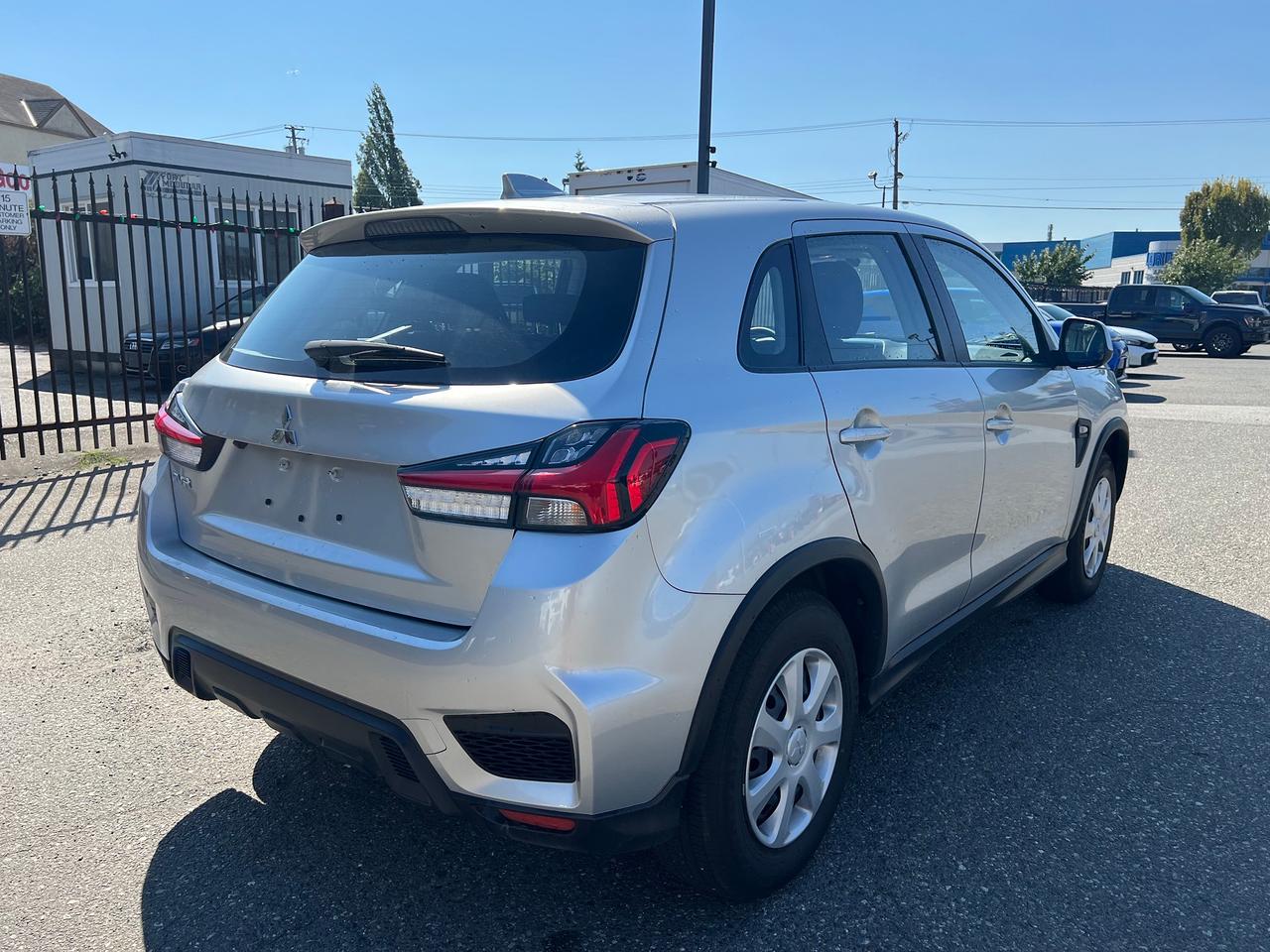2026 Mitsubishi RVR ES Photo